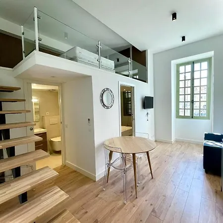 Apartment Garibaldi 11 Nice