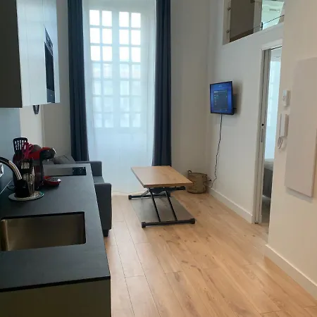 Apartment Garibaldi 11 Nice