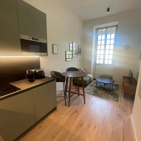 Garibaldi 11 Apartment